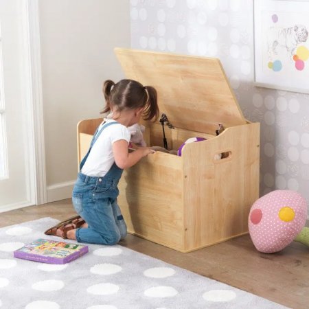 Austin Natural Kofferraum mit Deckel zur Aufbewahrung. Holzspielzeug-Aufbewahrungsbox für Spielzimmer oder Schlafzimmer.
